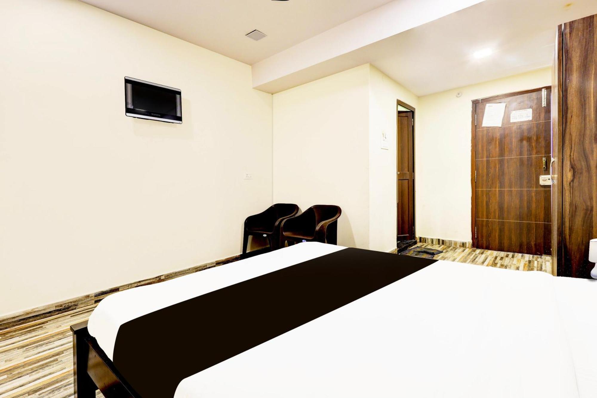 Super Hotel O Mahanadu Formerly Akshaya Bheemas Vijayawāda Εξωτερικό φωτογραφία
